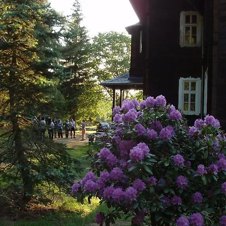 Komtesa *